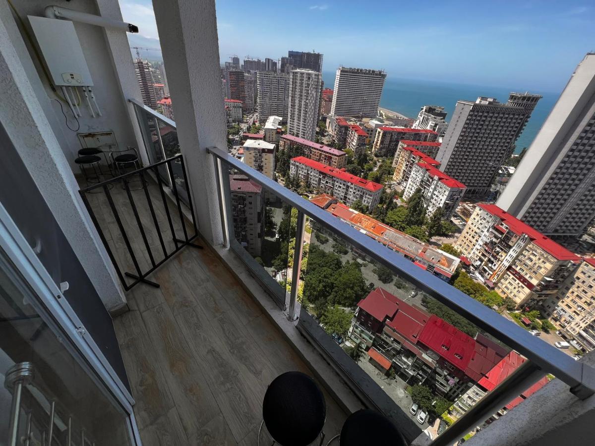 27 Floor Apartments Batumi Exterior photo