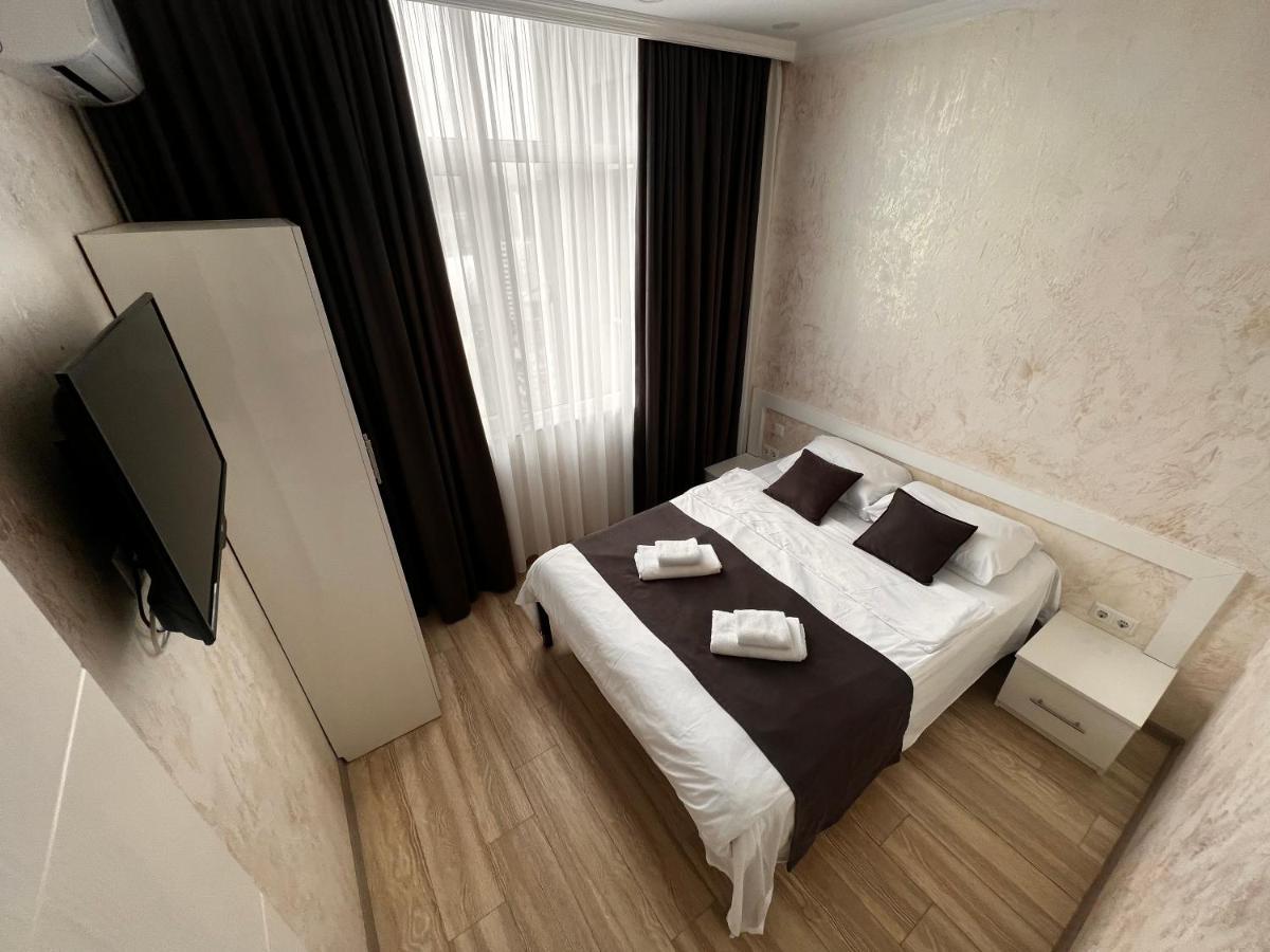 27 Floor Apartments Batumi Exterior photo