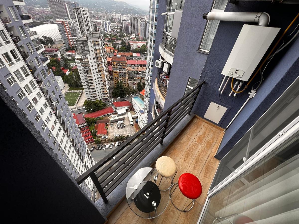 27 Floor Apartments Batumi Exterior photo