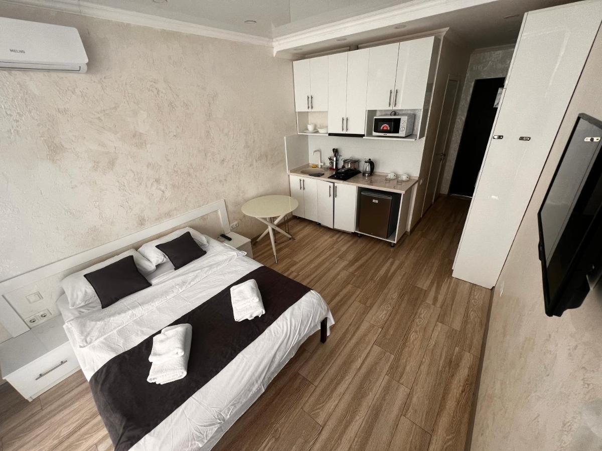 27 Floor Apartments Batumi Exterior photo