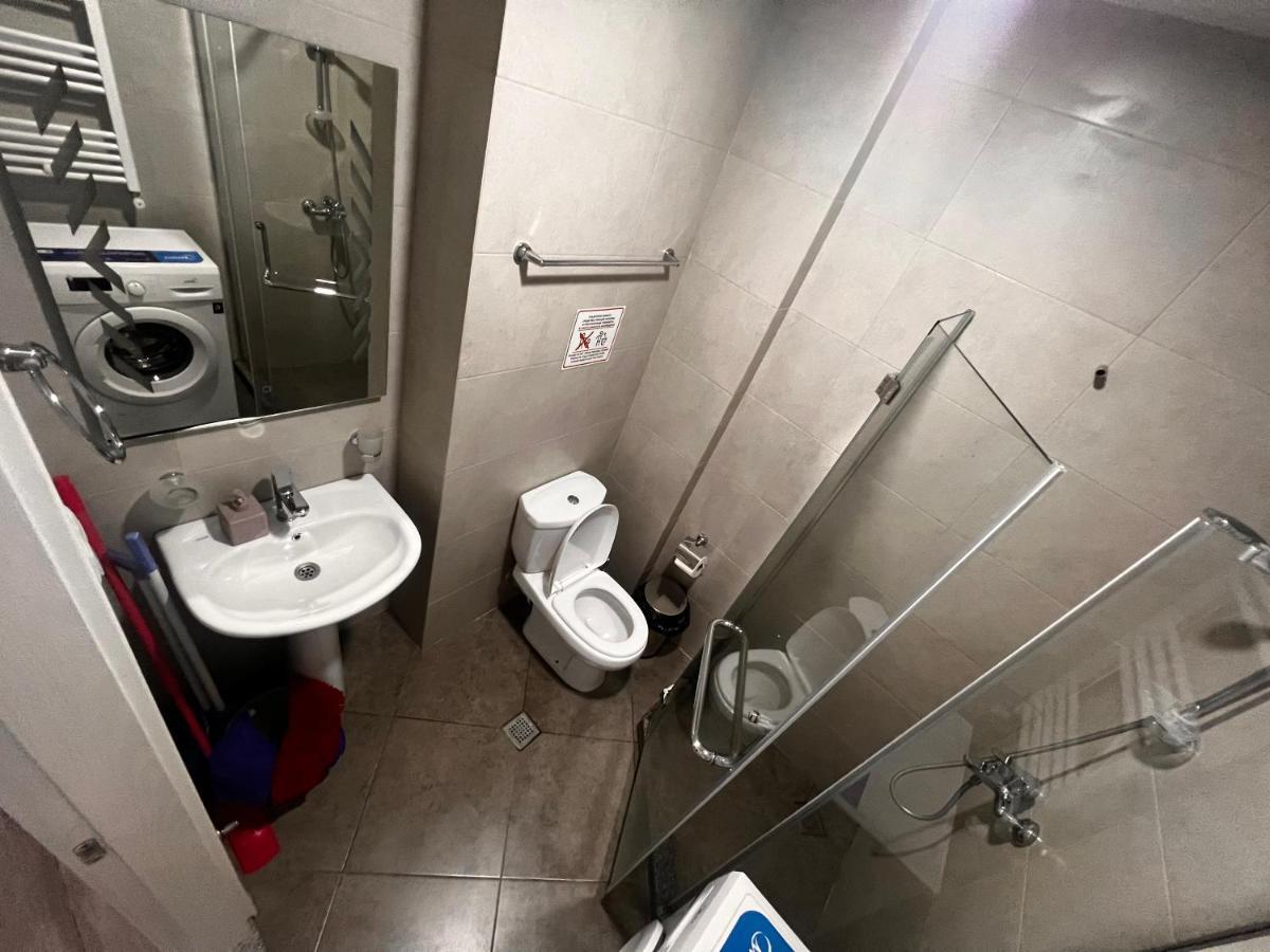 27 Floor Apartments Batumi Exterior photo